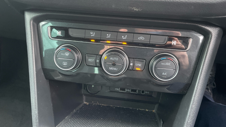 Volkswagen Tiguan 1.5 TSi EVO 150 Match 5dr Petrol Estate